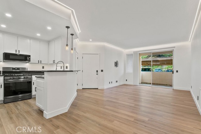 Front Image Thumbnail for CROC25254672