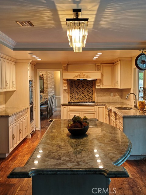 Detail Gallery Image 10 of 42 For 6000 Highland Ave, Yorba Linda,  CA 92886 - 4 Beds | 3/1 Baths