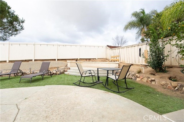 23102 Trillium Drive, Wildomar CA: https://media.crmls.org/medias/e9bfecf3-853e-457c-8463-b0cb4917b150.jpg