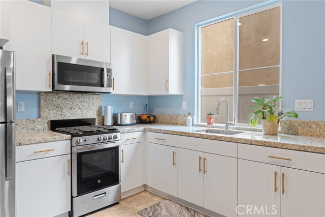 25840 Lowland Court, Homeland CA: https://media.crmls.org/medias/e9c03ac9-8be6-4ab4-8d30-ab957bad666a.jpg