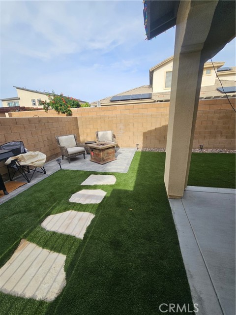 639 Via Firenze, Cathedral City CA: https://media.crmls.org/medias/e9c0ccb2-3f18-48a3-95dc-c228f5c6b287.jpg