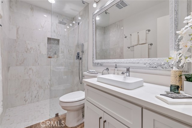 Image 21 of 40 For 5321 Bahia Blanca  B