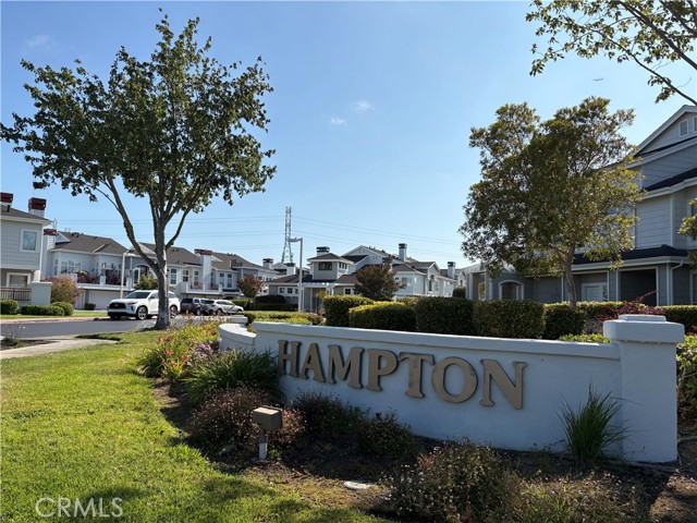 Detail Gallery Image 2 of 23 For 549 Shoal Cir, Redwood City,  CA 94065 - 1 Beds | 2 Baths