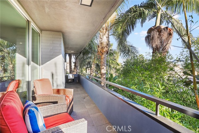 Detail Gallery Image 24 of 28 For 8401 Fountain Ave #8,  West Hollywood,  CA 90069 - 2 Beds | 2 Baths