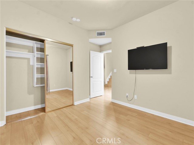 Detail Gallery Image 23 of 38 For 5242 Vesper #7,  Sherman Oaks,  CA 91411 - 3 Beds | 3 Baths