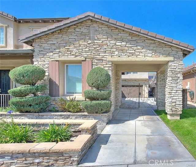 7376 Reserve Place, Rancho Cucamonga CA: https://media.crmls.org/medias/e9c61a7e-3a79-499b-9f64-a0a1e042b346.jpg