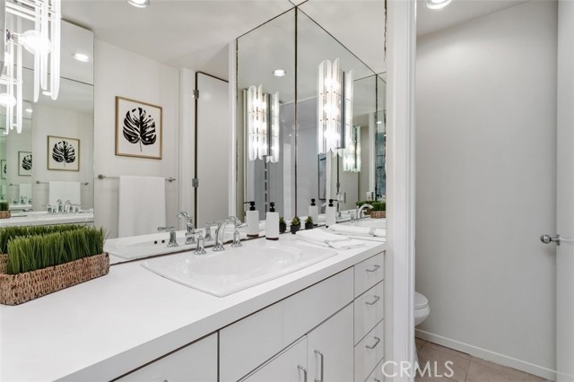 2005 Costa Del Mar RD, Carlsbad CA: https://media.crmls.org/medias/e9c65117-e0b4-47f6-a912-30c4d4616bcc.jpg