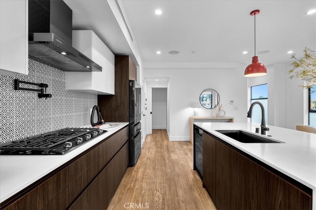 MLS #SB25034214 img 33