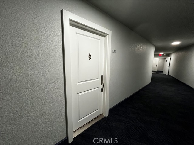 Detail Gallery Image 4 of 12 For 10982 Roebling Ave #455,  Los Angeles,  CA 90024 - 1 Beds | 1 Baths