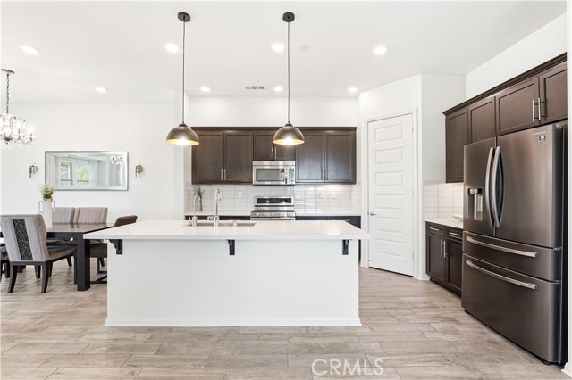 Detail Gallery Image 3 of 43 For 119 Plateau, Irvine,  CA 92618 - 3 Beds | 3 Baths