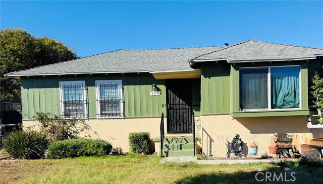923 East 118 Drive