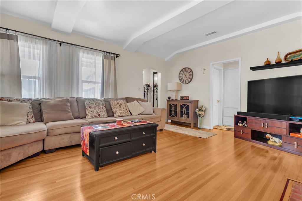 MLS #DW25254509 image #6