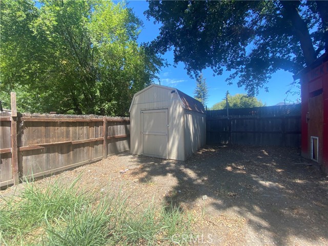 566 1st Street, Upper Lake CA: https://media.crmls.org/medias/e9caa018-fe0b-48e5-baf3-b0b3445914f5.jpg