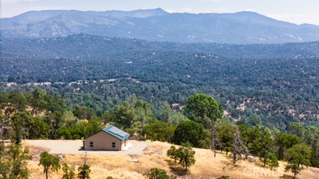 Detail Gallery Image 63 of 74 For 4125 Heavenly Crest, Mariposa,  CA 95338 - 3 Beds | 3 Baths