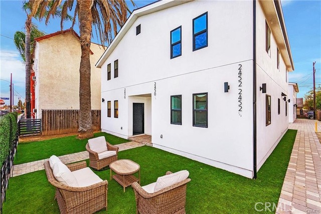 Detail Gallery Image 1 of 7 For 2450 1/2 Boulder St, Los Angeles,  CA 90033 - 3 Beds | 2/1 Baths