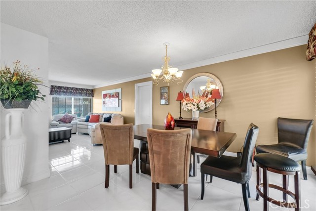 Detail Gallery Image 8 of 35 For 24464 Chippewa, Moreno Valley,  CA 92557 - 4 Beds | 2 Baths