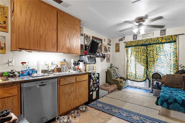 Image 11 of 37 For 3240 4th St  