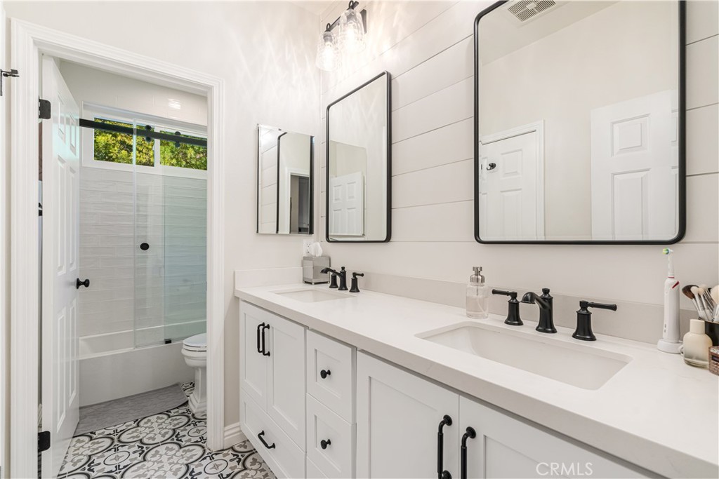 MLS #SR25250544 image #22