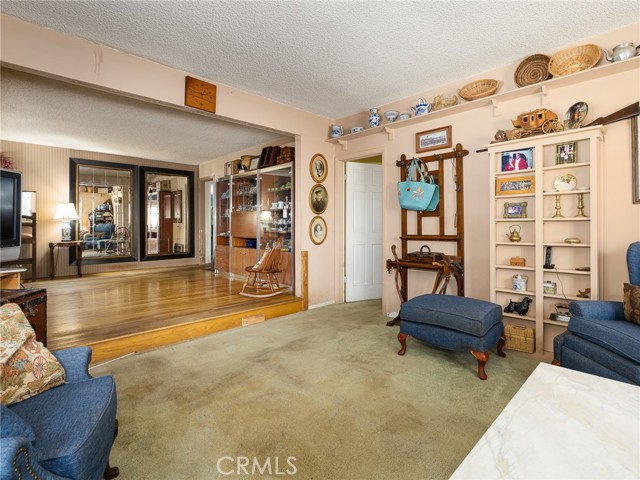 Detail Gallery Image 6 of 8 For 329 East Maple Avenue, El Segundo,  CA 90245 - 3 Beds | 2 Baths