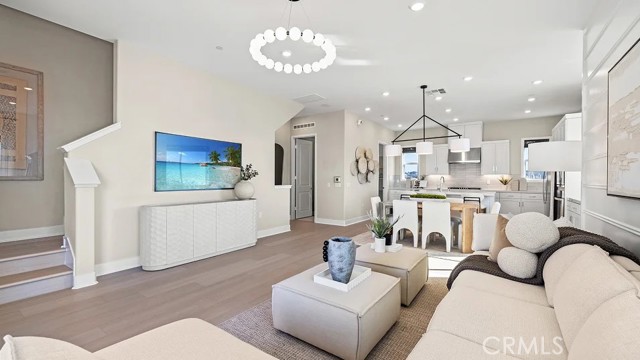 Detail Gallery Image 7 of 33 For 848 Sonia, Irvine,  CA 92618 - 4 Beds | 3/1 Baths