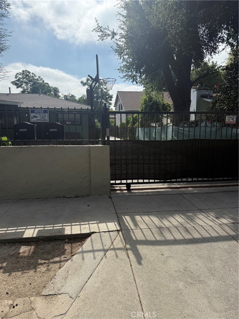 4450 Matilija Avenue