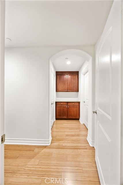 Detail Gallery Image 17 of 37 For 15206 Burbank Bld #104,  Sherman Oaks,  CA 91411 - 2 Beds | 2/1 Baths