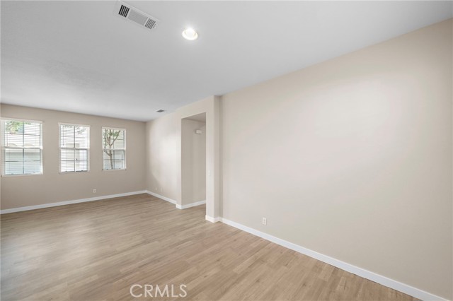 47 Rue Du Chateau, Aliso Viejo CA: https://media.crmls.org/medias/e9cf00fe-21e6-41b1-a52a-29d1d7dba506.jpg