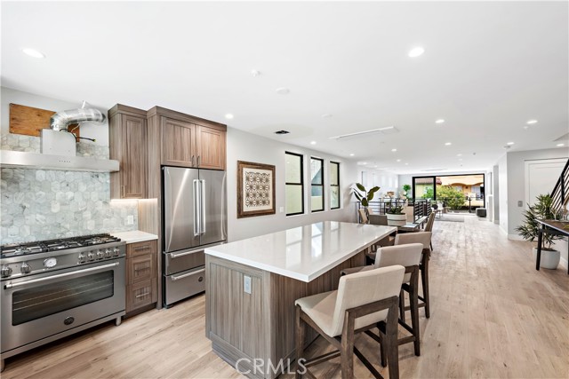 E9cf5094 6c52 46f2 8422 D4ec2a4ff353