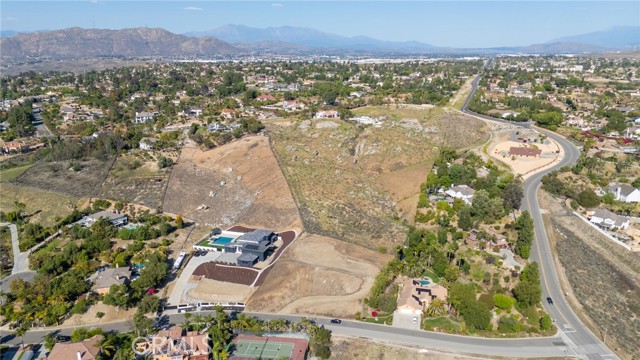 Detail Gallery Image 10 of 15 For 7390 Corinthian, Riverside,  CA 92506 - – Beds | – Baths