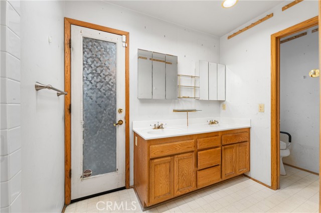 4484 Long Branch Avenue, San Diego CA: https://media.crmls.org/medias/e9d070e2-6560-4aac-ae23-0d8f0ef7a68a.jpg