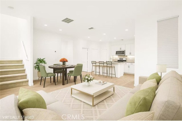 Detail Gallery Image 3 of 15 For 11407 Garvey Ave #B,  El Monte,  CA 91732 - 2 Beds | 2/1 Baths