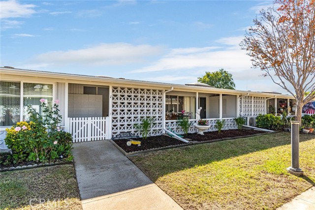 Detail Gallery Image 21 of 22 For 13641 Alderwood M3 # 35-J Ln, Seal Beach,  CA 90740 - 2 Beds | 1 Baths