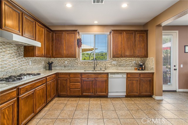 Detail Gallery Image 21 of 46 For 34580 Fawn Ridge Pl, Yucaipa,  CA 92399 - 4 Beds | 2/1 Baths