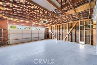 https://media.crmls.org/medias/e9d183da-f72f-480f-a917-549a9f21a420.jpg?preset=X-Large