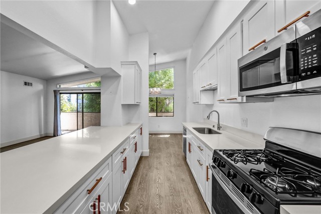 2 Bed Home for Sale in Valley Village, California