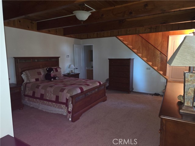 Detail Gallery Image 4 of 31 For 31116 All View, Running Springs,  CA 92382 - 3 Beds | 1/1 Baths