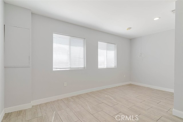 Detail Gallery Image 33 of 39 For 731 & 733 N. Alexander St, San Fernando,  CA 91340 - 5 Beds | 3 Baths