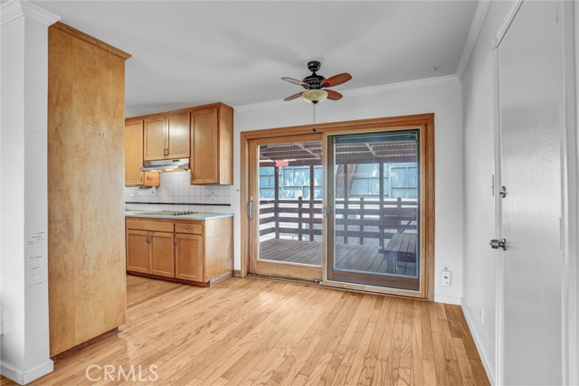 1800 Sunset Drive, Vista CA: https://media.crmls.org/medias/e9d37d70-61b9-4881-a712-bc89e56d64da.jpg