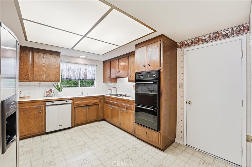 MLS #PW25218841 image #11