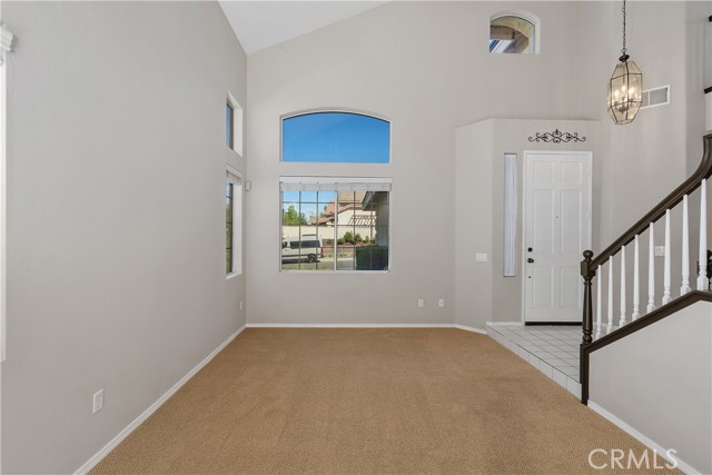 Detail Gallery Image 12 of 42 For 31665 via Cordoba, Temecula,  CA 92592 - 4 Beds | 3 Baths
