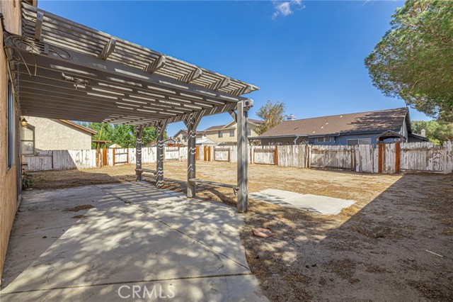 43602 Serenity Court, Lancaster CA: https://media.crmls.org/medias/e9d5c5cb-b8da-4ee3-9fa6-22f703fc78ac.jpg