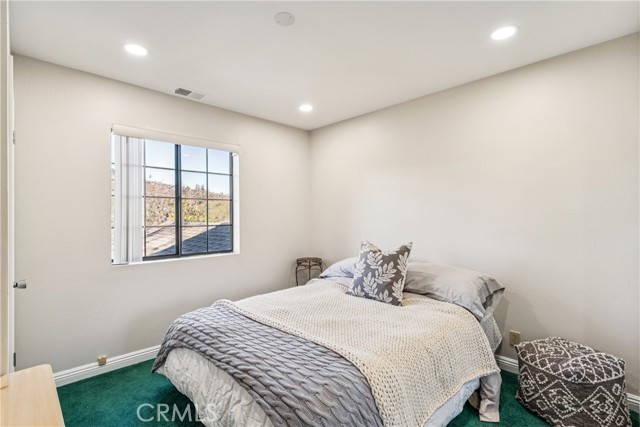 Detail Gallery Image 28 of 42 For 965 Sandalwood Dr, Lake Arrowhead,  CA 92352 - 3 Beds | 3 Baths