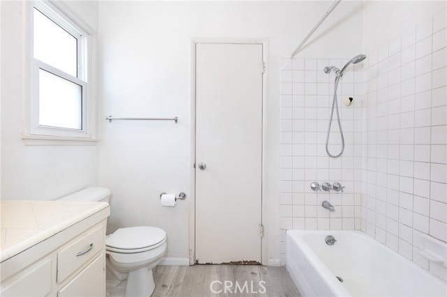 10436 Columbus Avenue photo 14