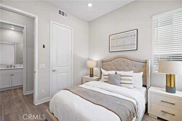 145 Denali, Lake Forest CA: https://media.crmls.org/medias/e9d6a08d-4df9-4509-8869-9923fec6f74b.jpg