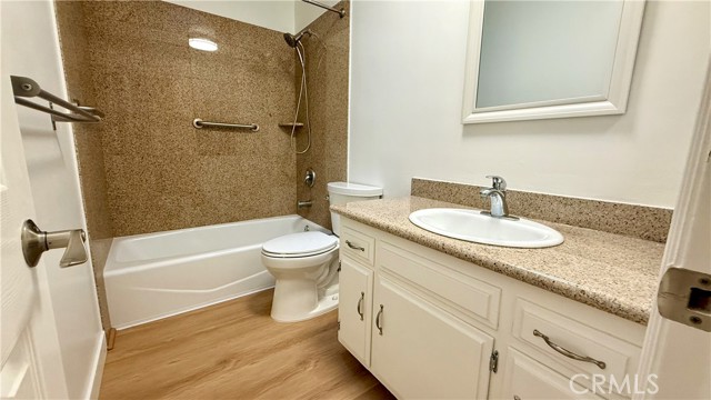 Detail Gallery Image 10 of 13 For 7672 Amazon Dr #2,  Huntington Beach,  CA 92647 - 2 Beds | 2 Baths