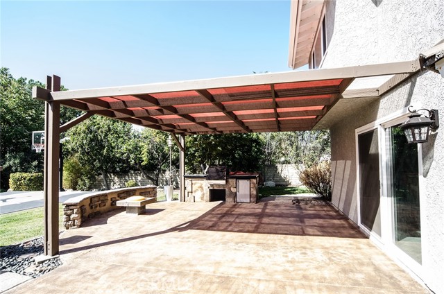 618 MARTIN Way, Claremont CA: https://media.crmls.org/medias/e9d6ea7a-a10a-4dc0-ac4f-6dd4f1933ad8.jpg