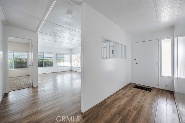 Detail Gallery Image 2 of 37 For 2755 Arrow Hwy #3,  La Verne,  CA 91750 - 2 Beds | 2 Baths