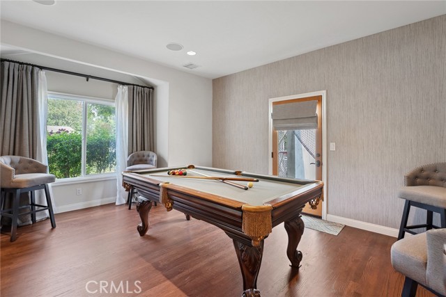 4520 El Caballero Drive, Tarzana CA: https://media.crmls.org/medias/e9d9e4f6-be97-4917-9a01-0a424c6a841e.jpg