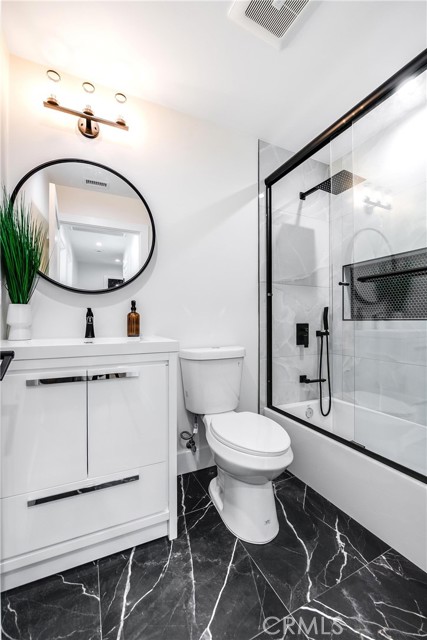 Detail Gallery Image 15 of 15 For 22917 Leonora Dr, Woodland Hills,  CA 91367 - 3 Beds | 2 Baths