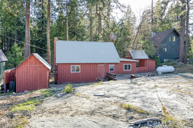 Detail Gallery Image 31 of 38 For 41391 Musick Dr, Shaver Lake,  CA 93664 - 2 Beds | 1 Baths